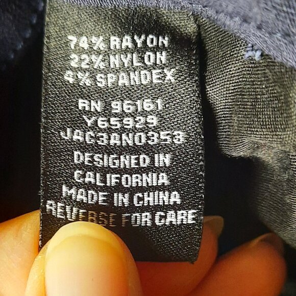 BeBop Bi-Stretch Cropped Skinny Ankle Pants - Dark Navy, Size 3/4 - Picture 12 of 16